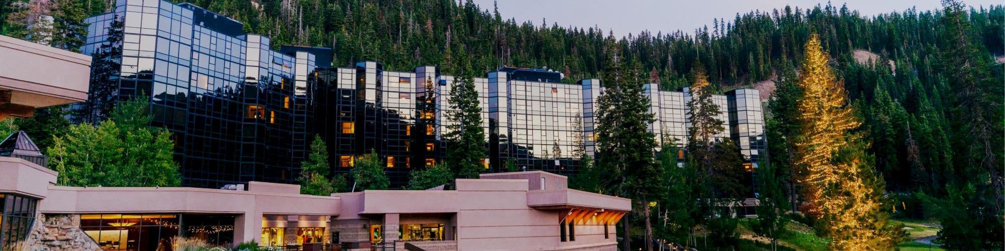 Everline Resort mountain view in Olympic Valley