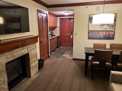 Living room view toward suite entrance